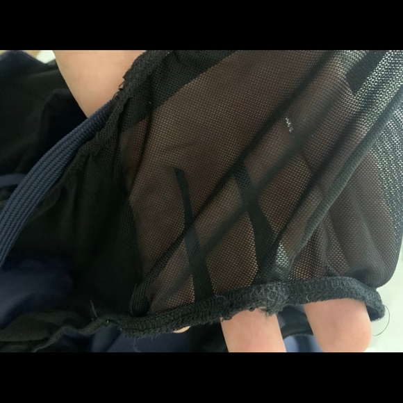 Onia 7.5 Inch Snap Front Swim Trunks Size 31 - Picture 12 of 13